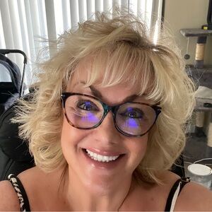 Meet your Posher, Tamera